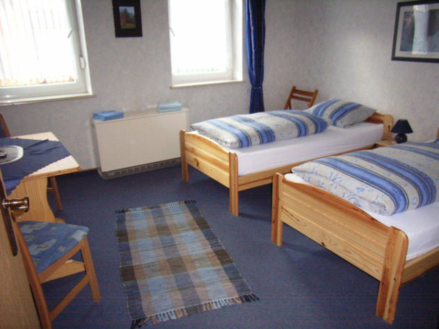 Flörsheim am Main Pension Tina: Zimmeransicht