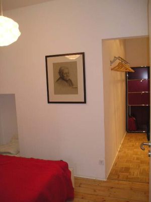 Schlafraum und Kleiderschrank